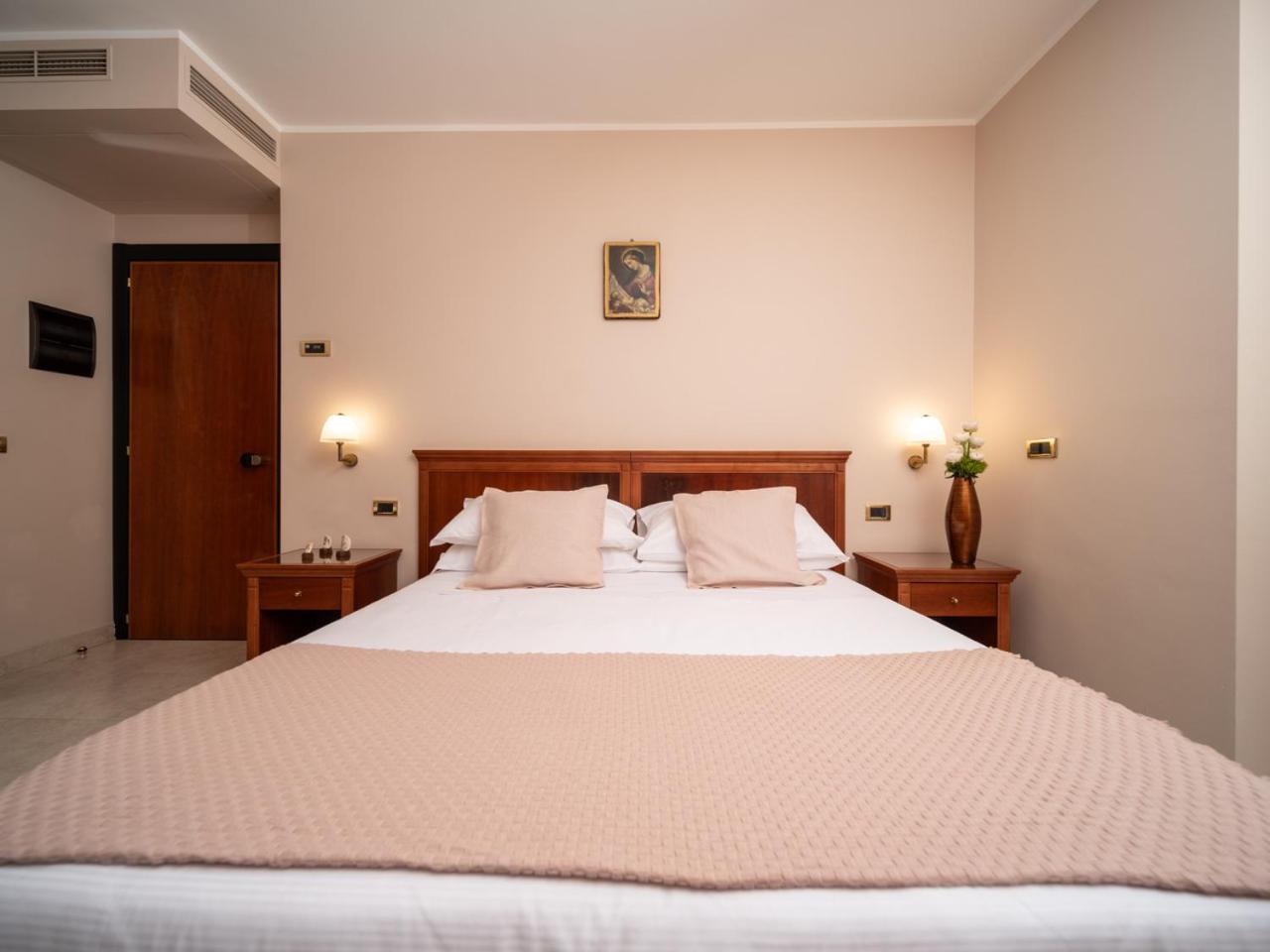 Hotel San Pio San Giovanni Rotondo Kültér fotó