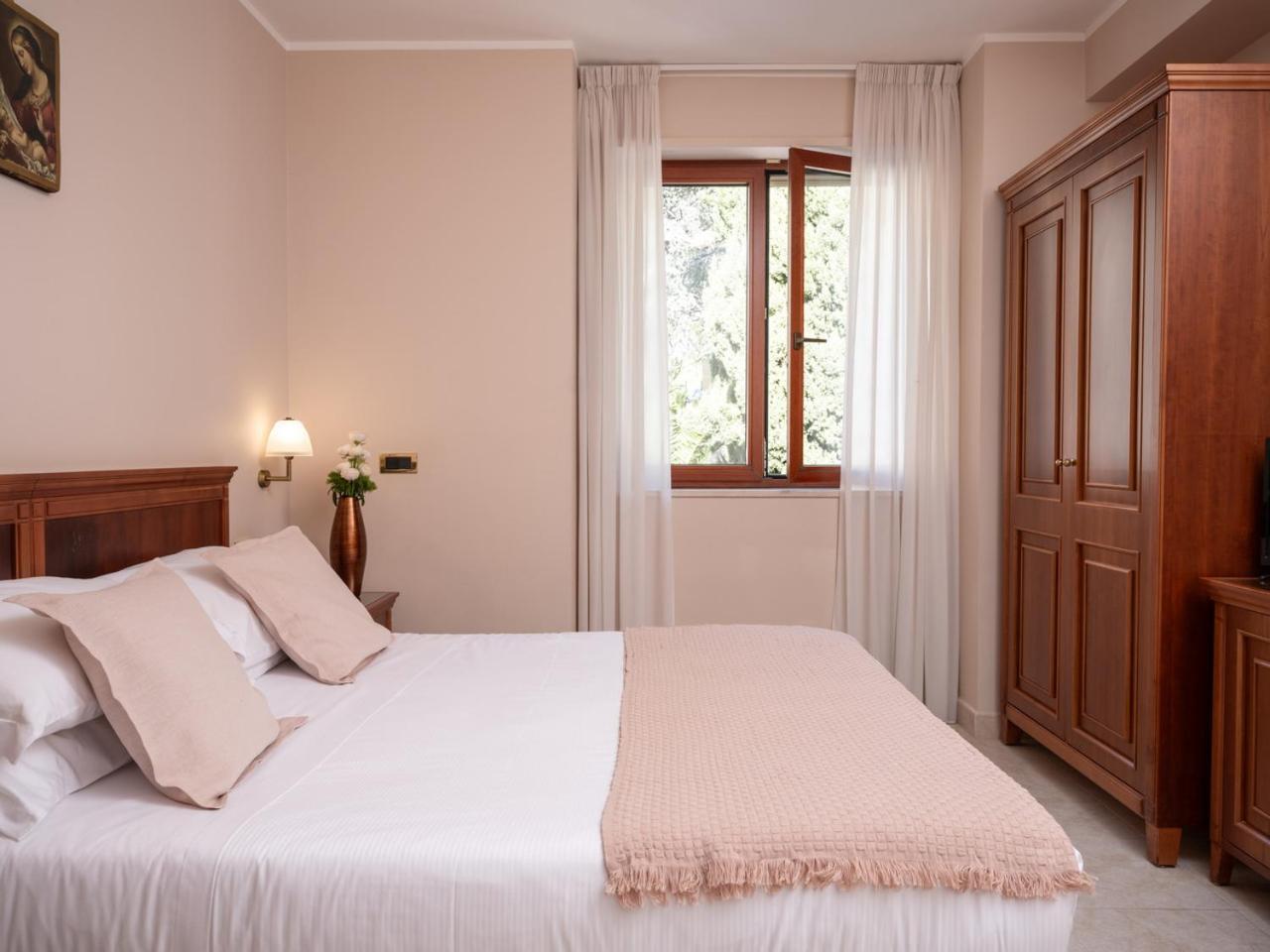 Hotel San Pio San Giovanni Rotondo Kültér fotó